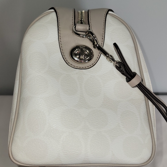 Coach Women's White and Orange Stripe Bag - Picture 6 of 9